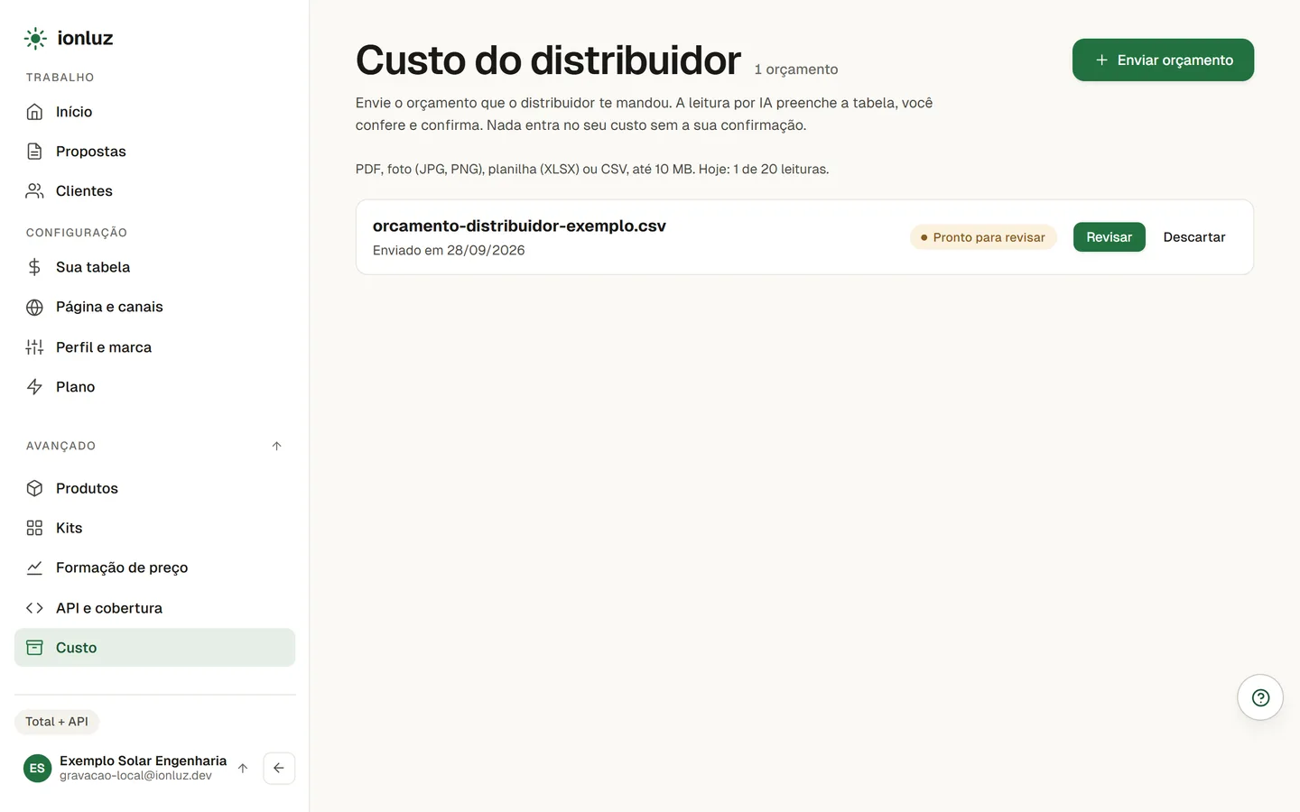 Custo, no Avançado do menu: o botão Enviar orçamento, os formatos aceitos, as leituras do dia e um orçamento lido, pronto para revisar