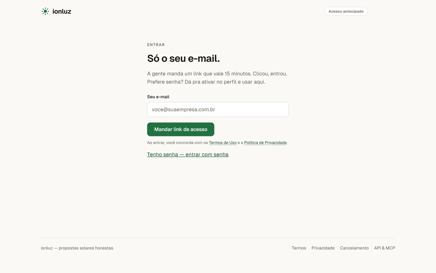 Tela de entrada do ionluz pedindo só o e-mail